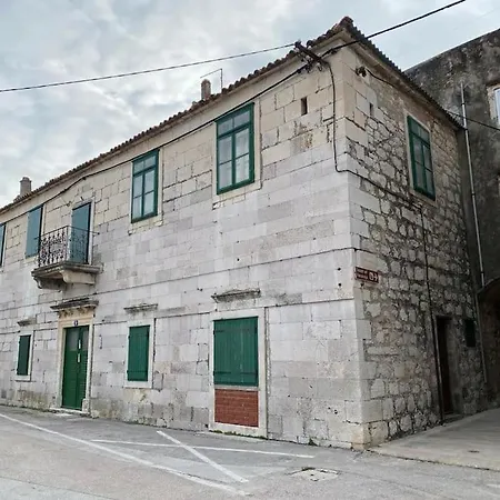 House With Sea View Tisno